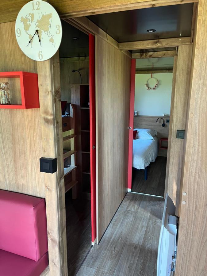 Chalet Domaine Des Galinaces Roulotte La Roussette 2-4p